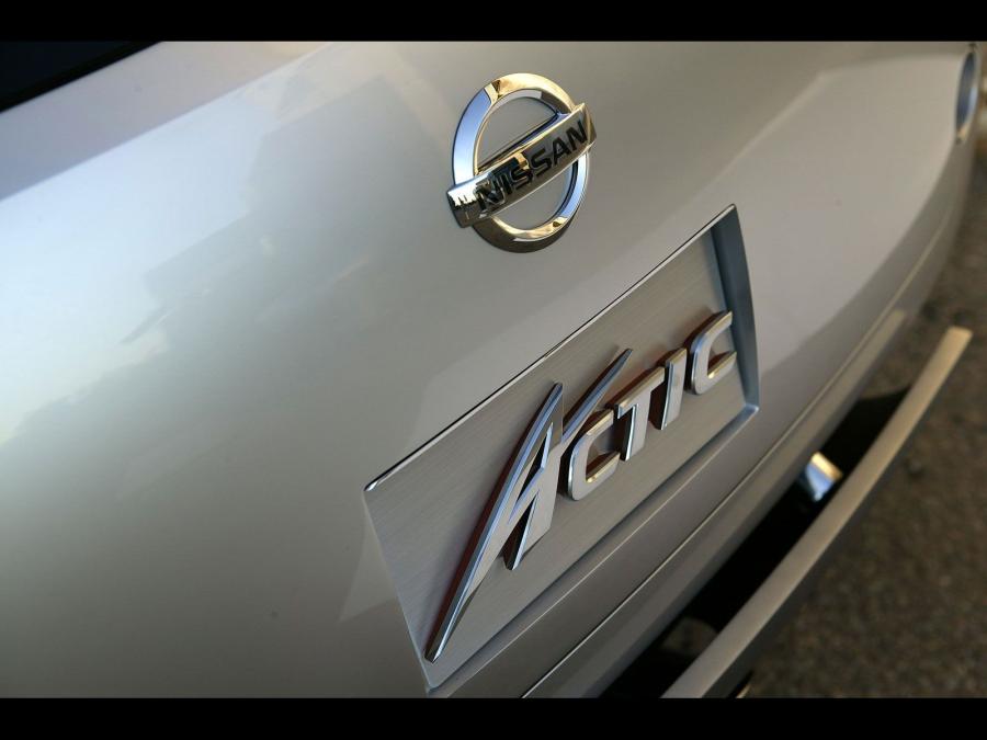  Nissan Actic Concept 2004 года  (фото 8 из 74)